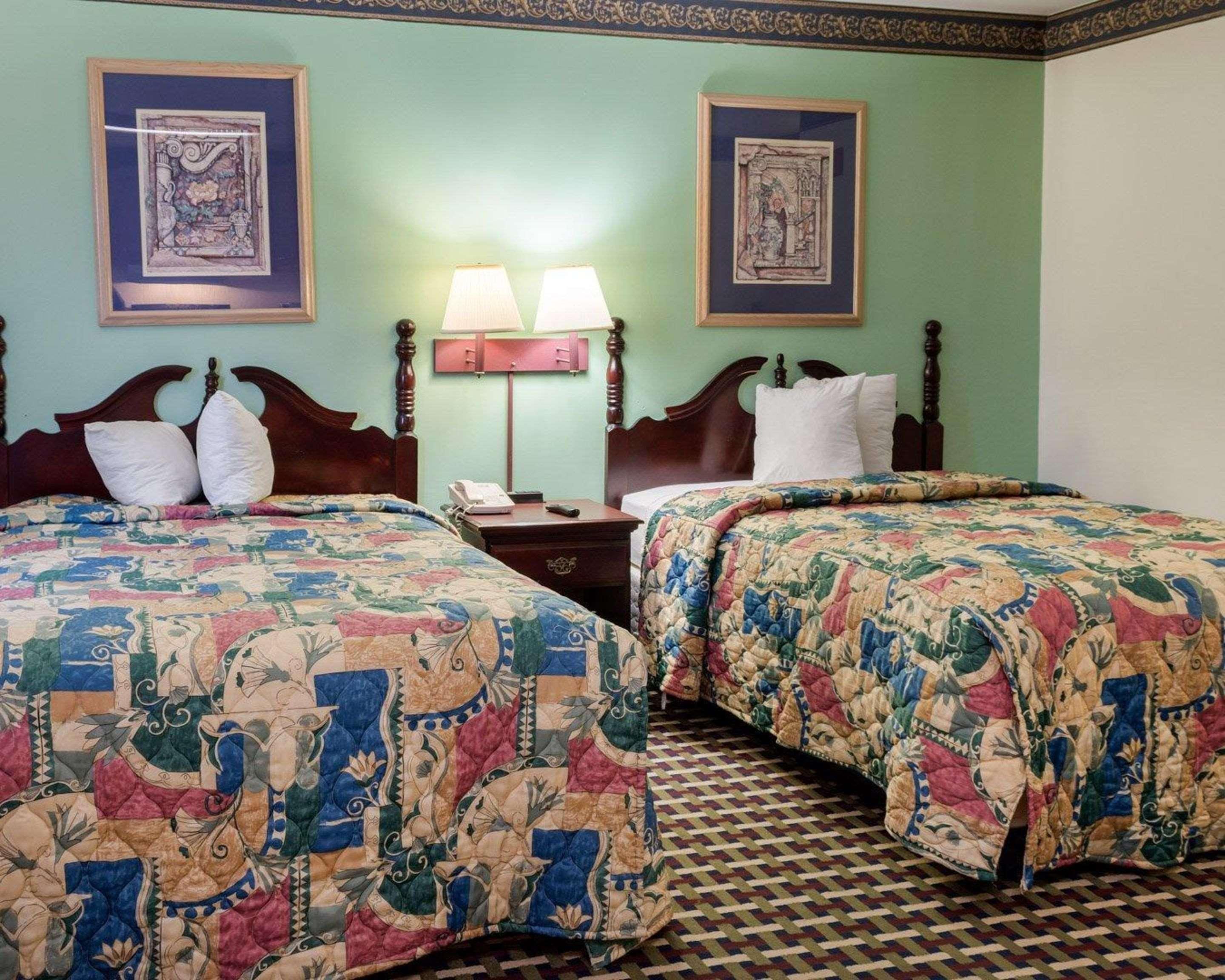 Econo Lodge Near Fort Gregg-Adams I-295 Hopewell Eksteriør bilde